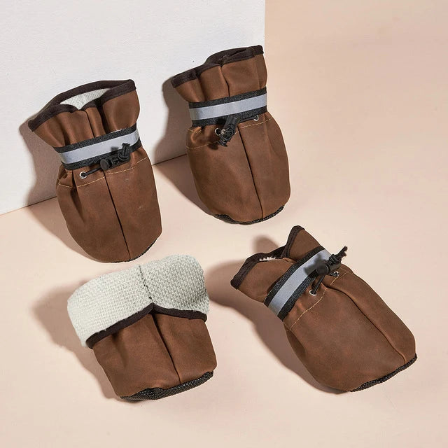 All Season 4 pcs Medium and Large Dog Shoes Outdoor and Indoor Shoes With Reflective Closure